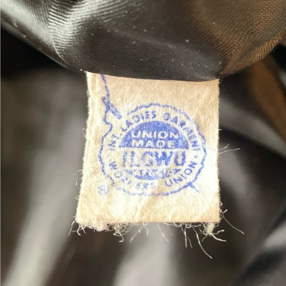 Vintage Saks 5th Ave Victorian Black Velvet Long Coat with Hood - Picture 14 of 14